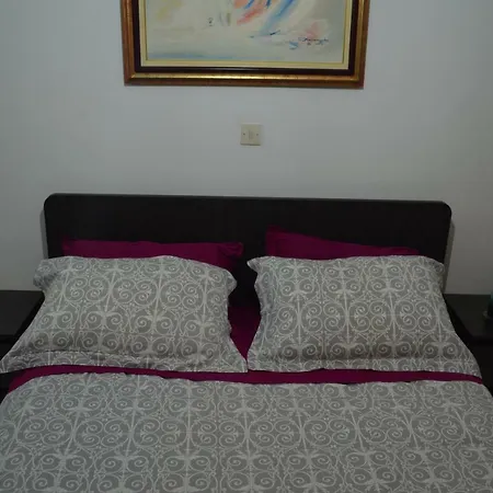 Apartment In The Center Of Aigio F Exterior photo